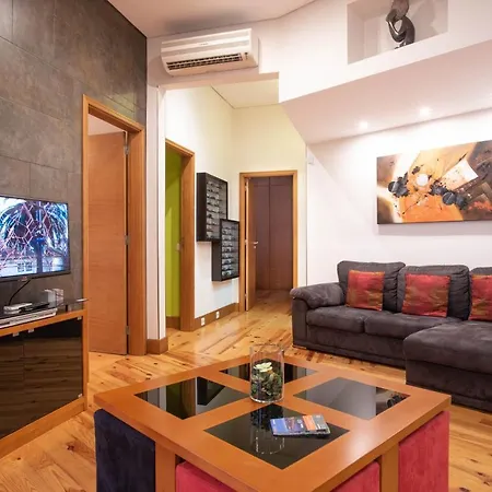 Apartment Feel Modern